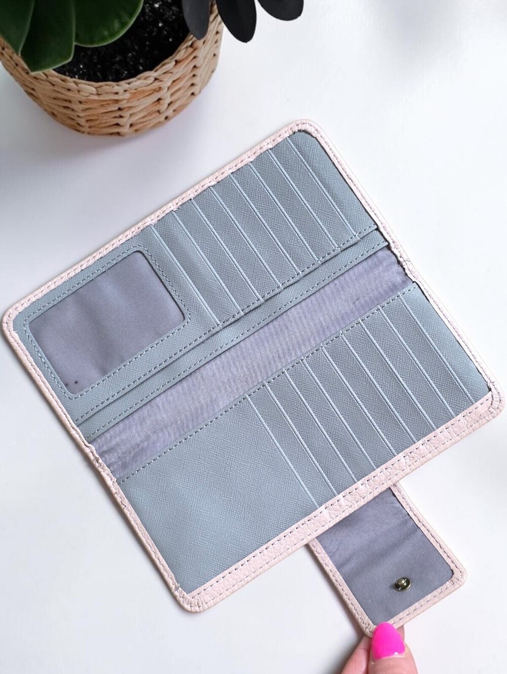 Fossil Dusty Rose Bifold Organizer Pebbled Leather Wallet Card Holder Wallet - Picture 5 of 13